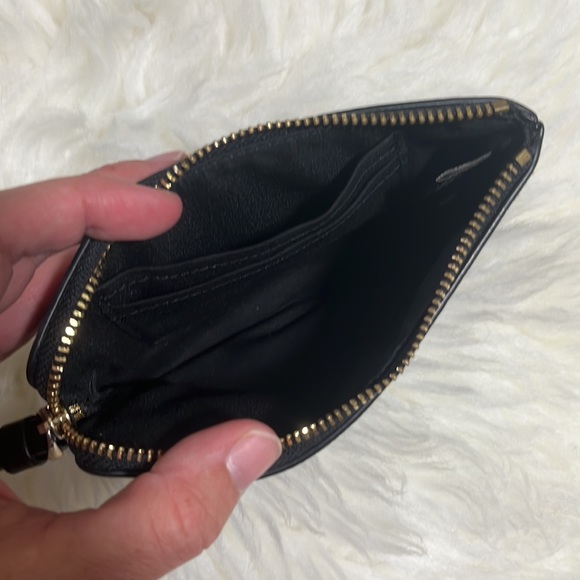 ✨ MAKE OFFER ✨ COACH CORNER ZIPPER WRISTLET - Picture 5 of 8